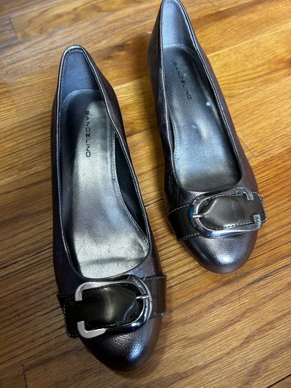 Bandolino Jobey Women's Leather Shoes Size 7M Metallic Bronze Pumps Round Toe